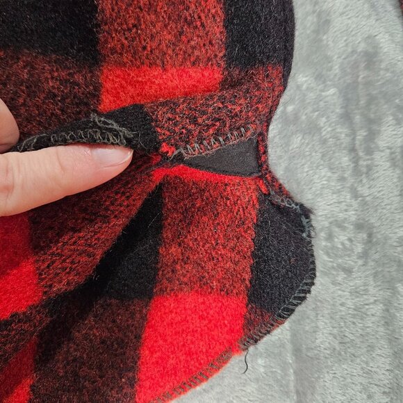 Vintage Woolrich Shirt Mens 17 Medium Wool Red Buffalo Plaid Shacket 50s READ - Picture 7 of 16